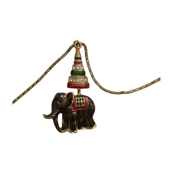 Gold elephant fashion necklace - Picture 2 of 2